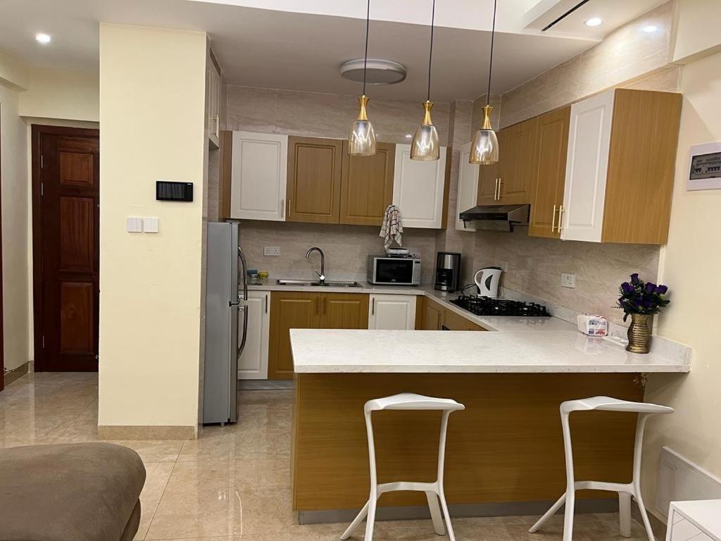 Enzi Heights Apartment Block B 奈洛比 外观 照片